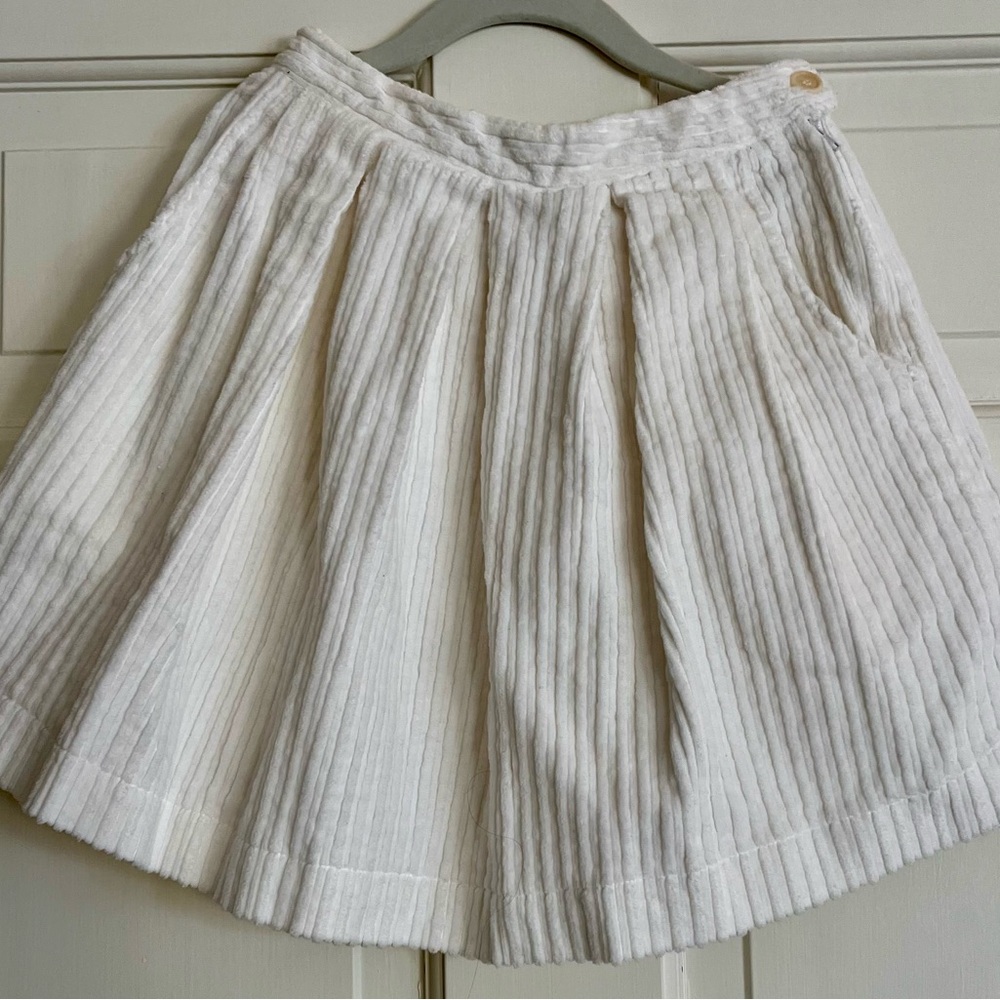 Petit Confections wide corduroy winter white skirt. Like new!! Size 6